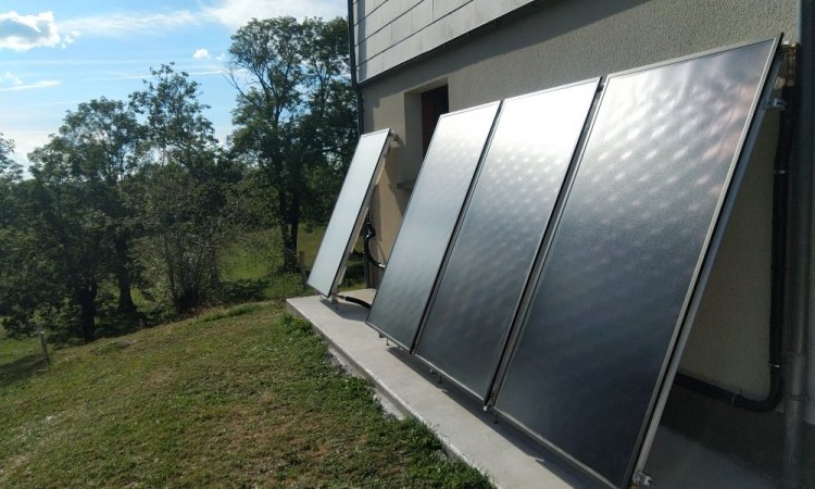 Tournade Plomberie système solaire combiné Cisternes-la-Forêt